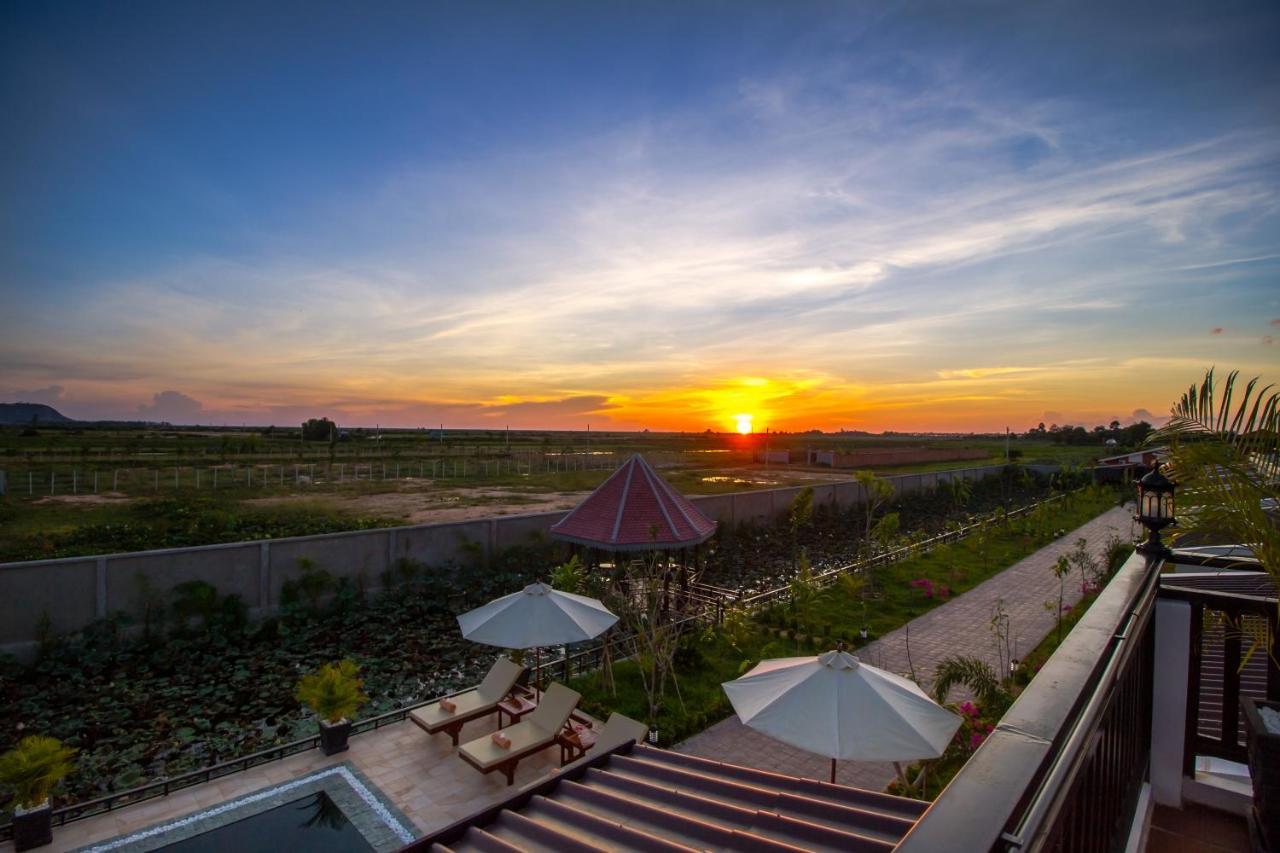 Ry'S Lotus Resort D'Angkor Siem Reap Zewnętrze zdjęcie