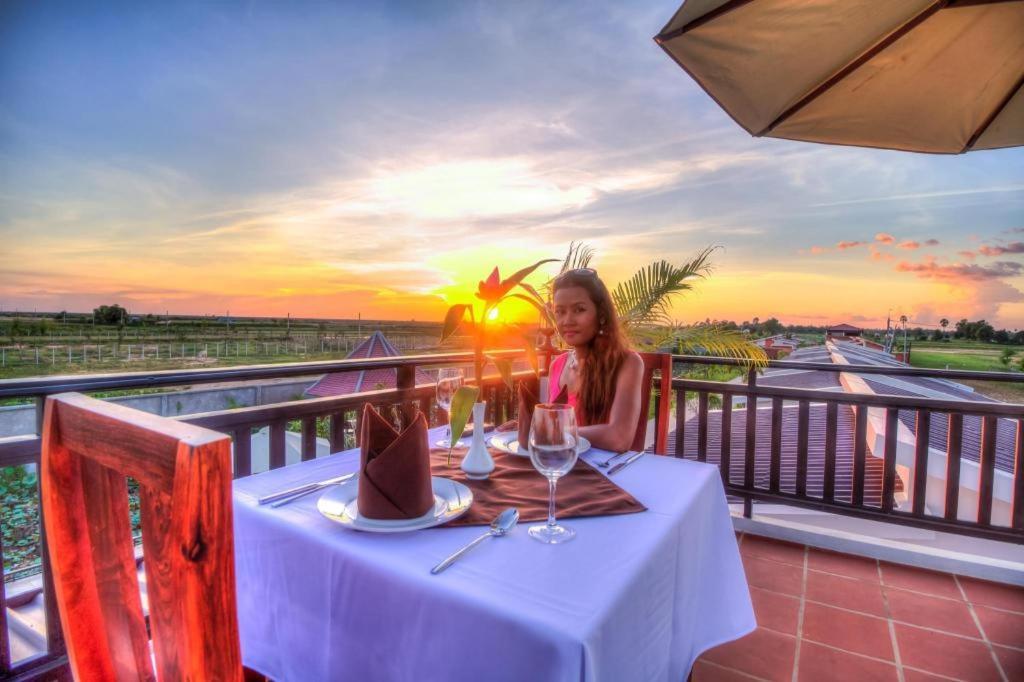 Ry'S Lotus Resort D'Angkor Siem Reap Zewnętrze zdjęcie