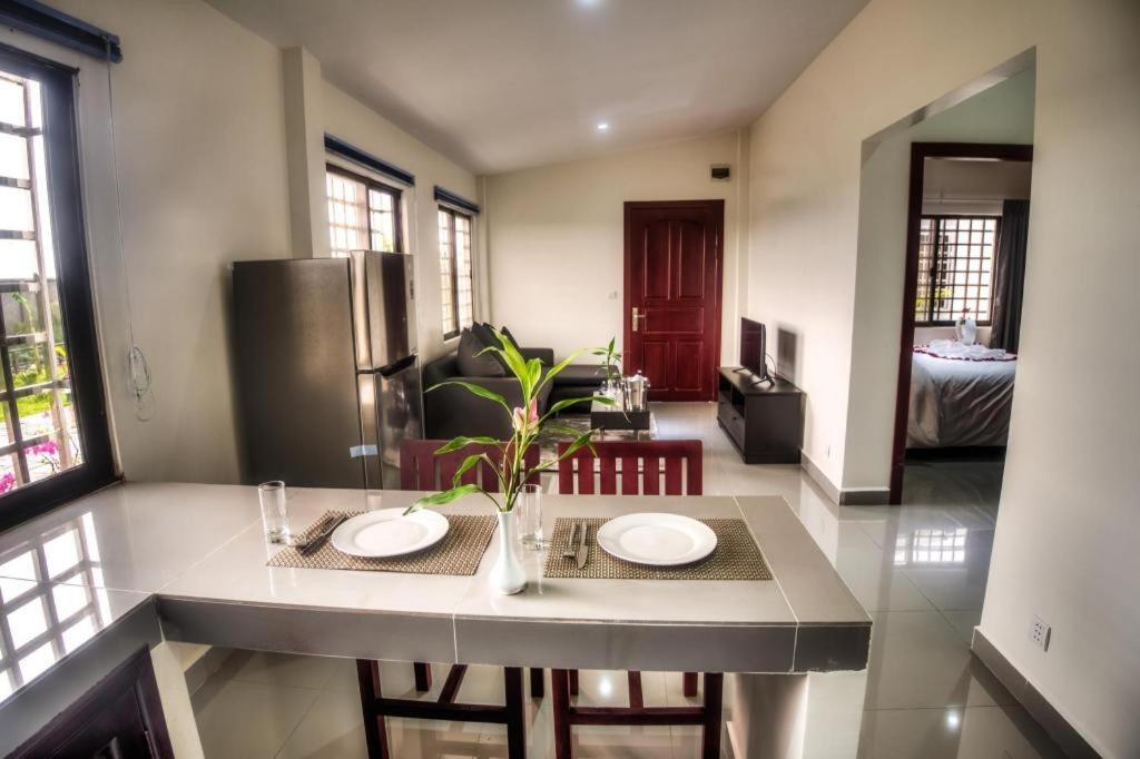 Ry'S Lotus Resort D'Angkor Siem Reap Zewnętrze zdjęcie